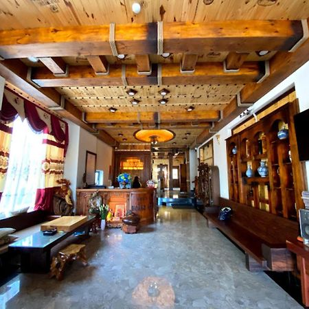Hoang Khiem Hotel Pleiku Bagian luar foto