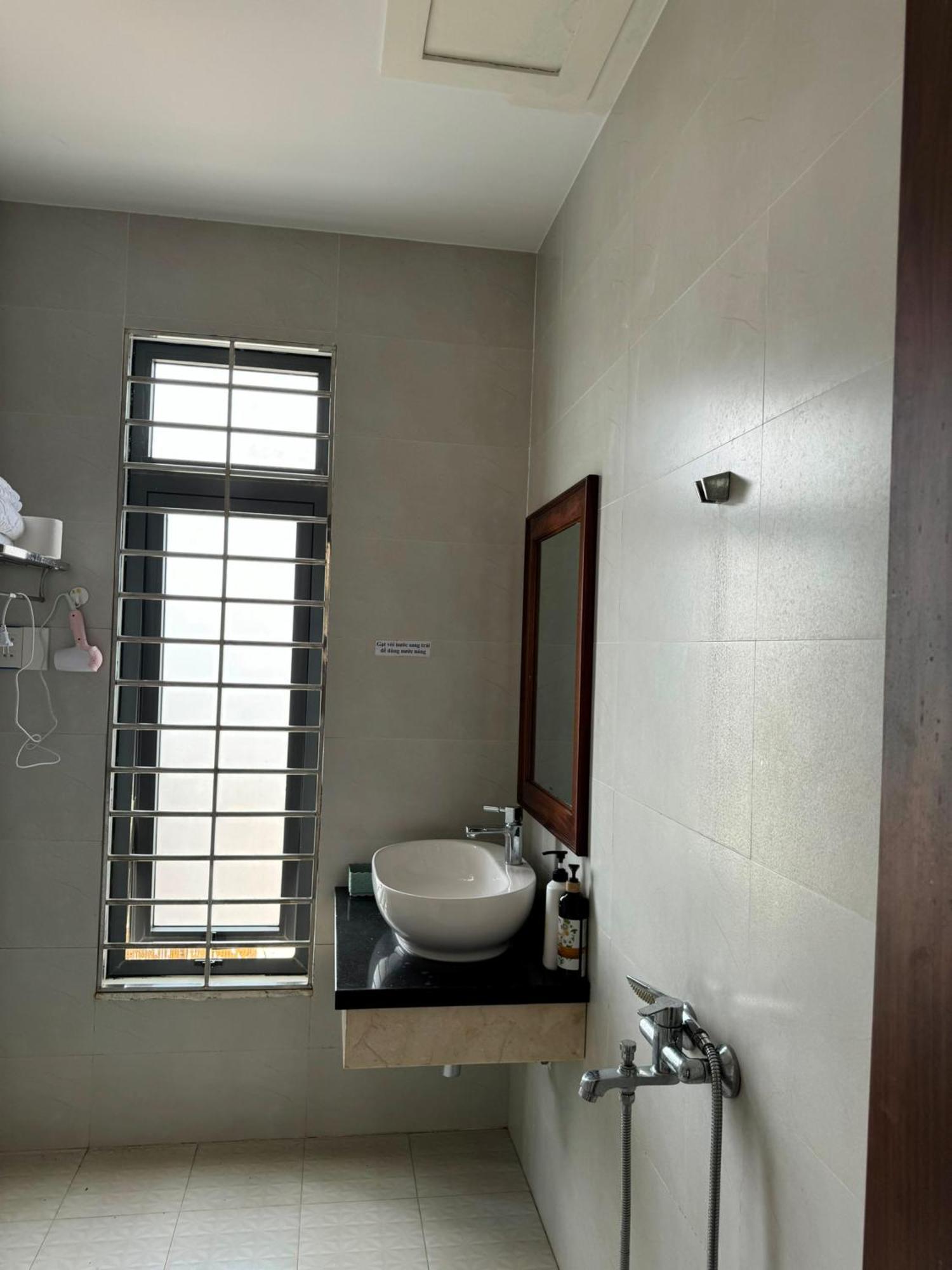 Hoang Khiem Hotel Pleiku Bagian luar foto