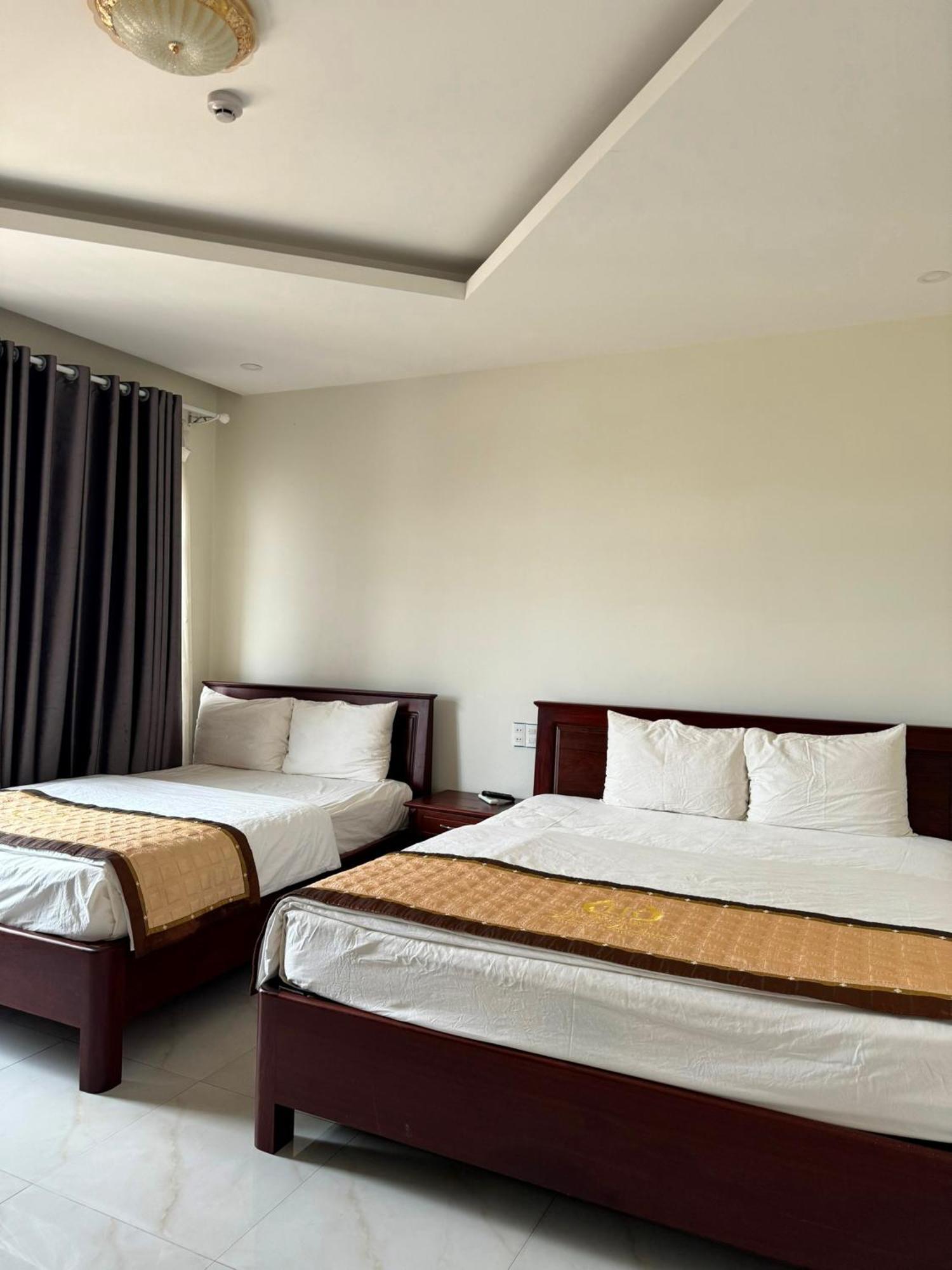 Hoang Khiem Hotel Pleiku Bagian luar foto