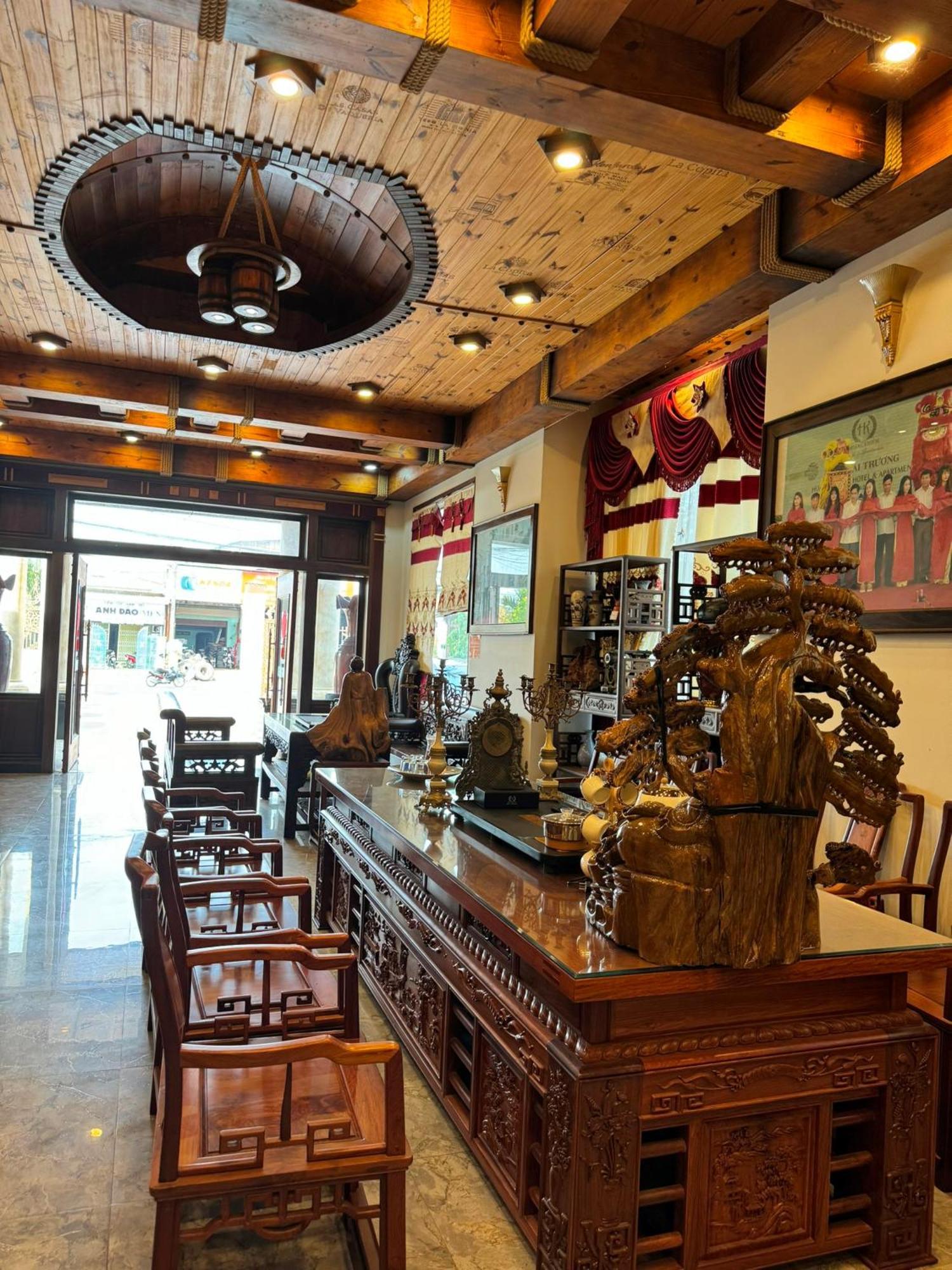 Hoang Khiem Hotel Pleiku Bagian luar foto